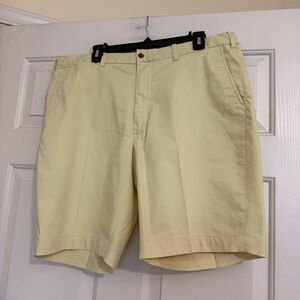Polo Golf Ralph Lauren Men's Pale Yellow Chino Shorts Size 38